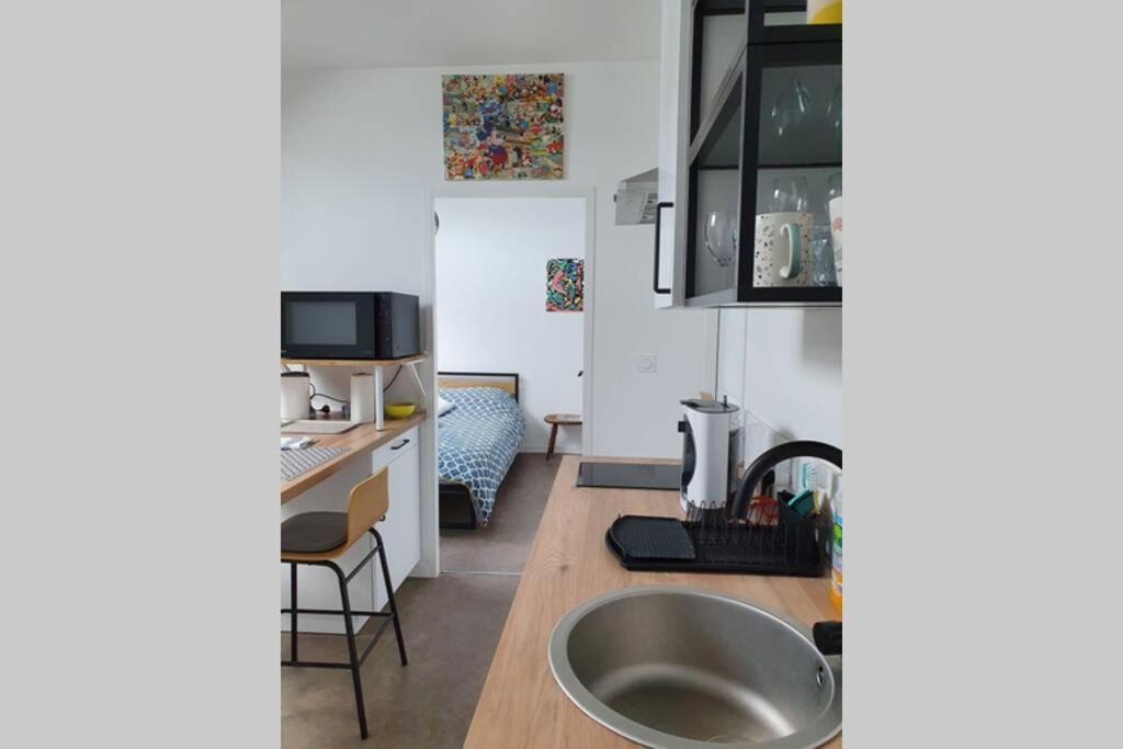 Appartement Vol De Nuit - Balade Urbaine Au Centre D'epernay *